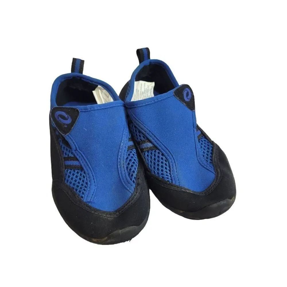 Orageous water shoes 10